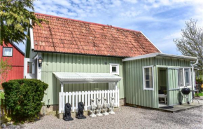 Stunning home in Hässleholm with Jacuzzi, WiFi and 1 Bedrooms